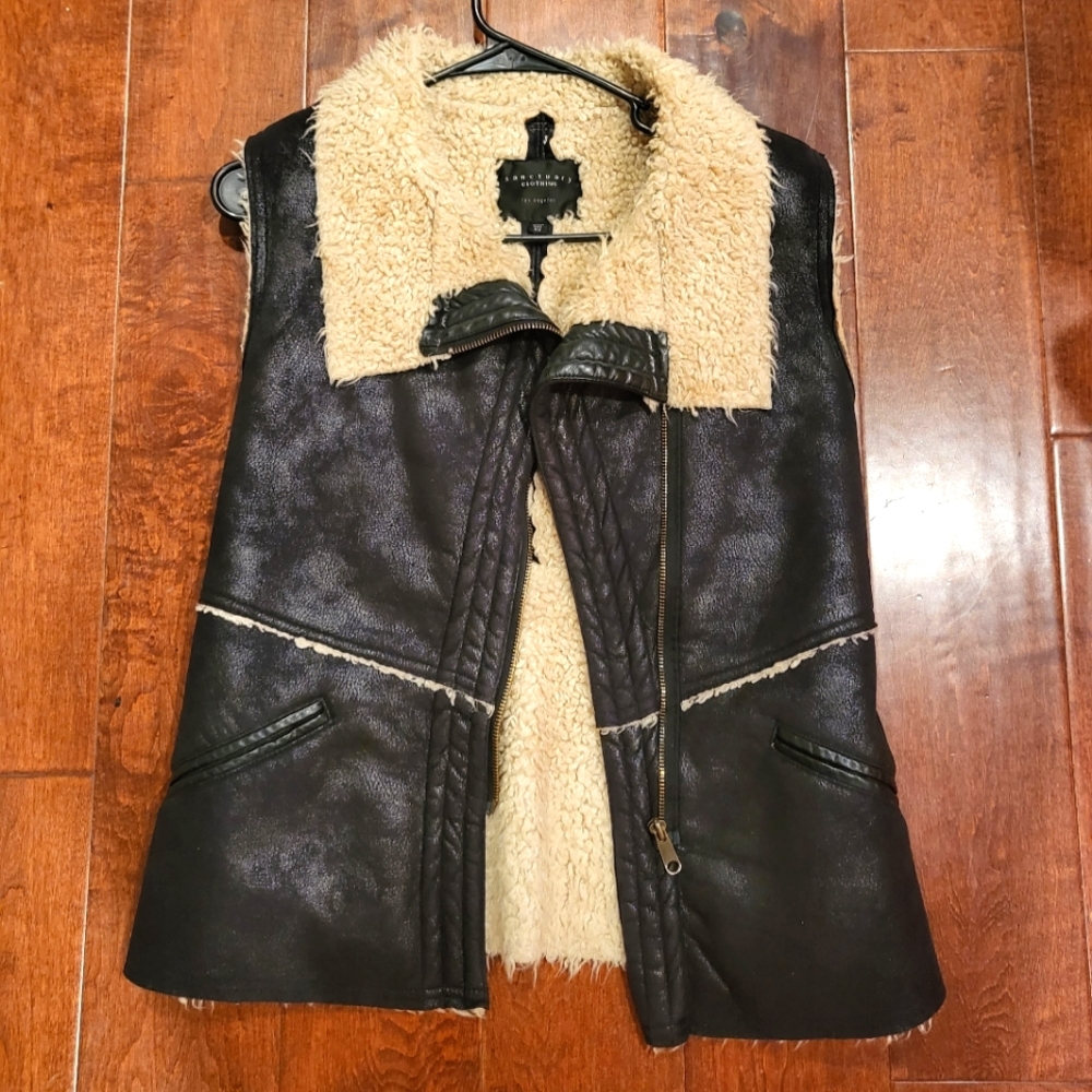 Authentic western style faux leather/sheep vest